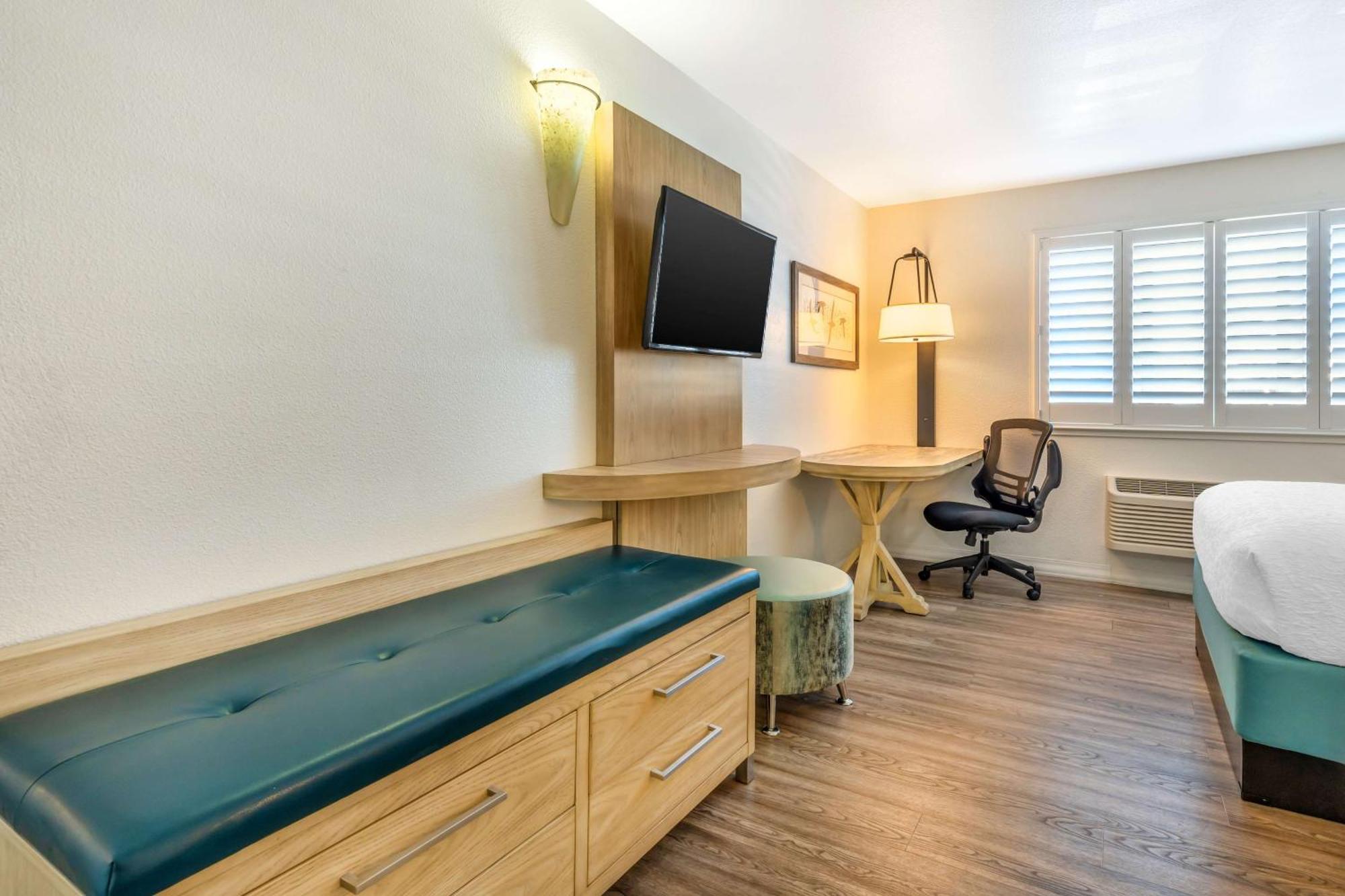 Best Western Plus Capitola By-The-Sea Inn & Suites Rum bild