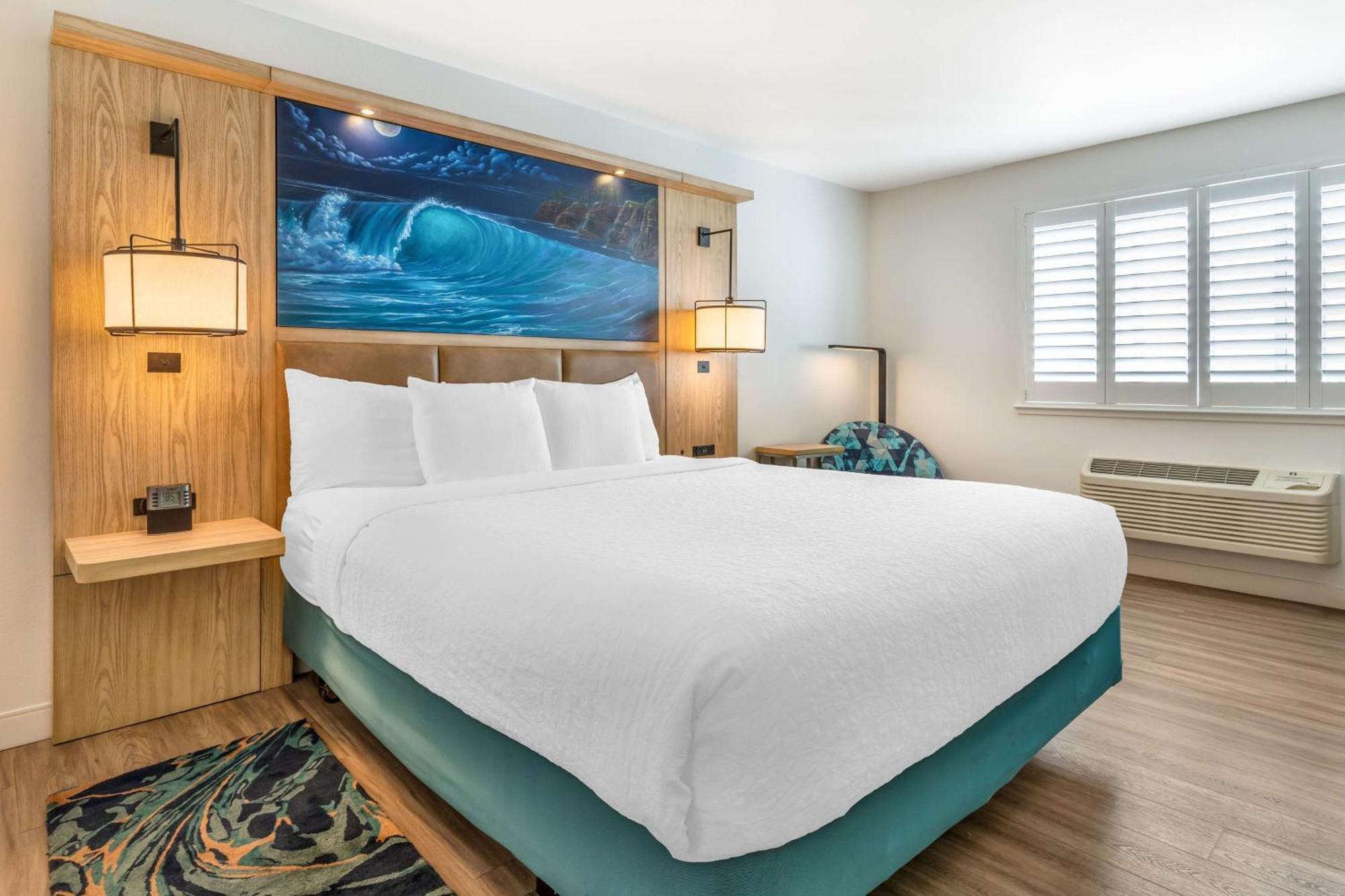 Best Western Plus Capitola By-The-Sea Inn & Suites Rum bild
