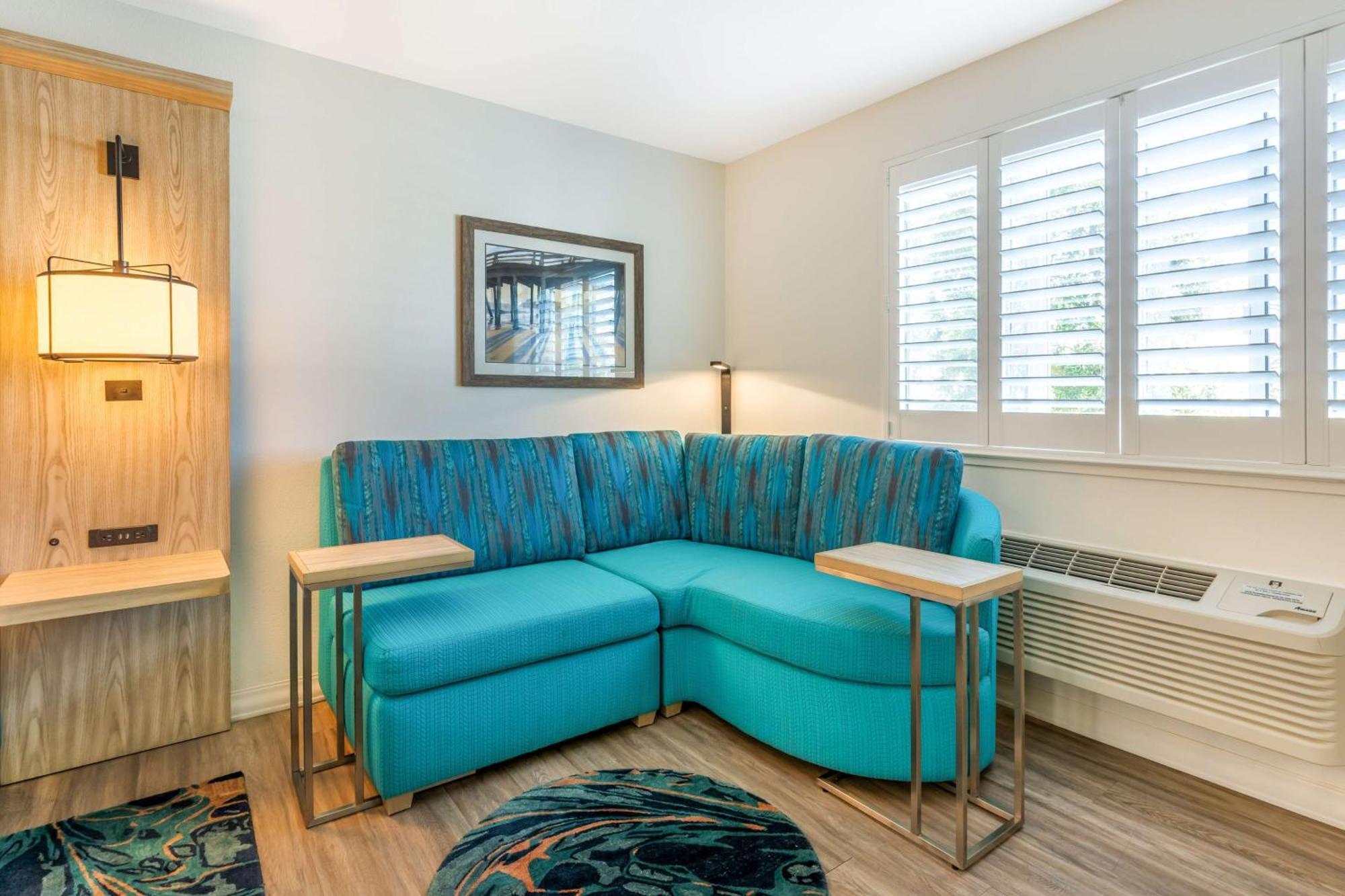 Best Western Plus Capitola By-The-Sea Inn & Suites Rum bild